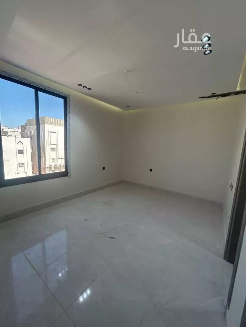 شقة 4 غرف في السلامة 5