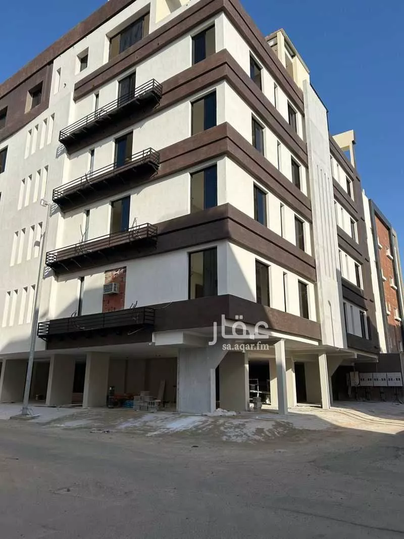 شقة 4 غرف في الروضة 3