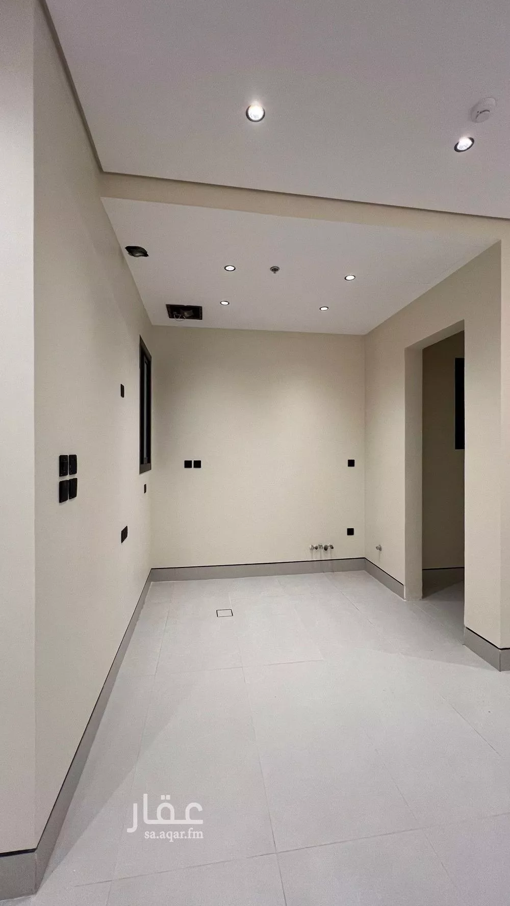 3 bedroom apartment in King Fahd, Riyadh 6