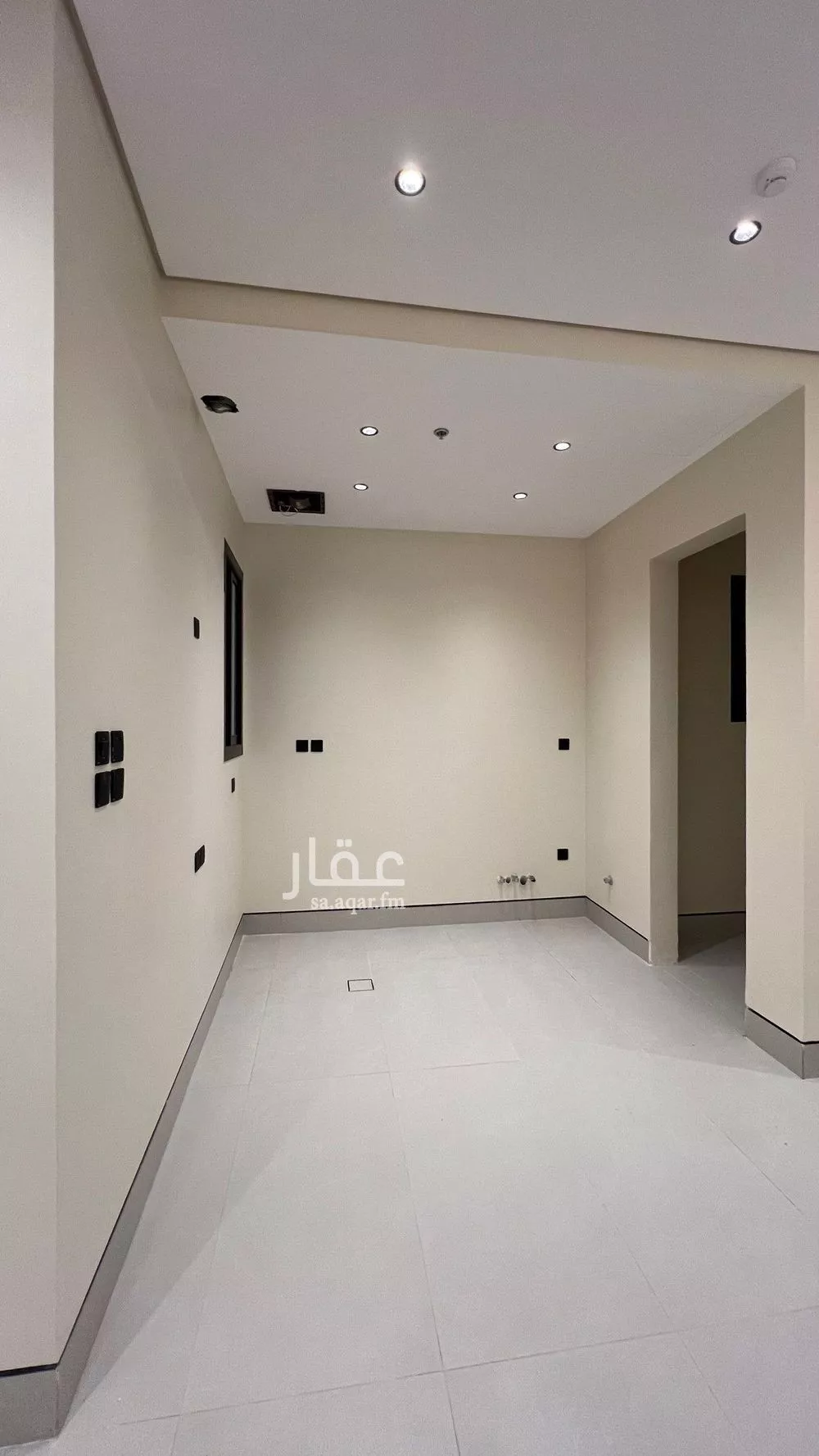 3 bedroom apartment in King Fahd, Riyadh 6