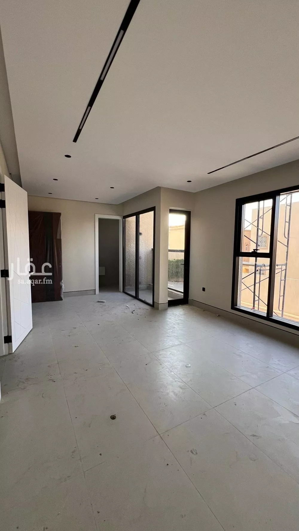 3 bedroom floor in King Fahd 4