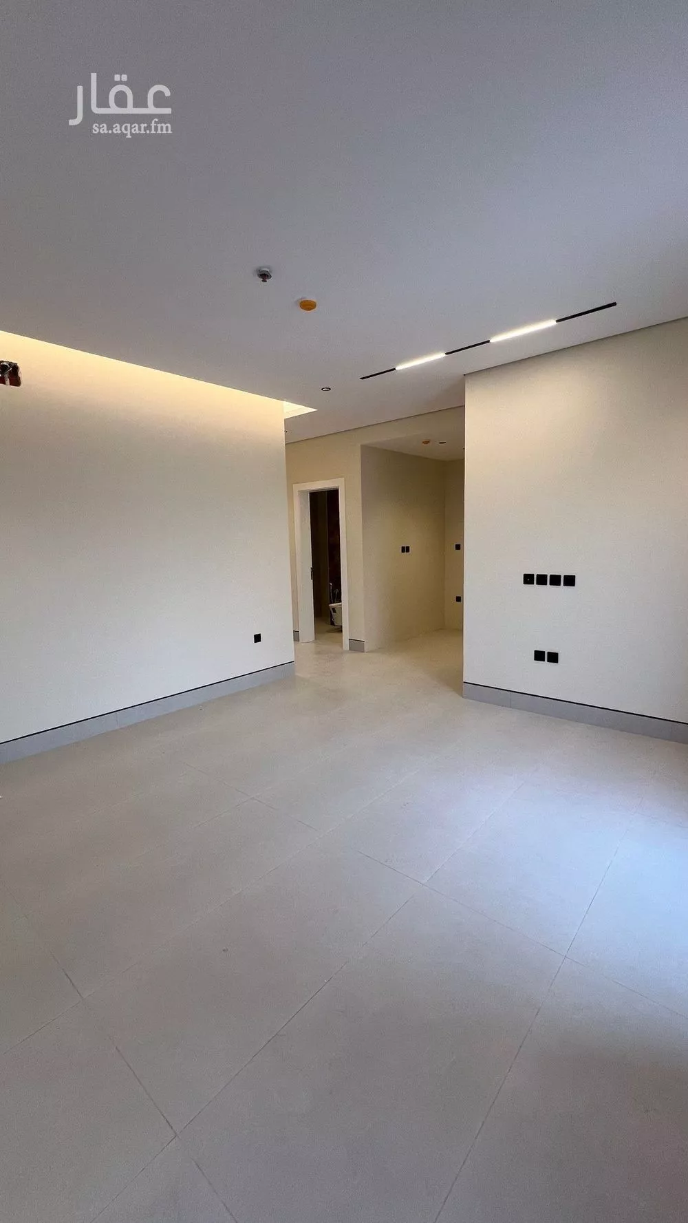 3 bedroom apartment in King Fahd, Riyadh 8