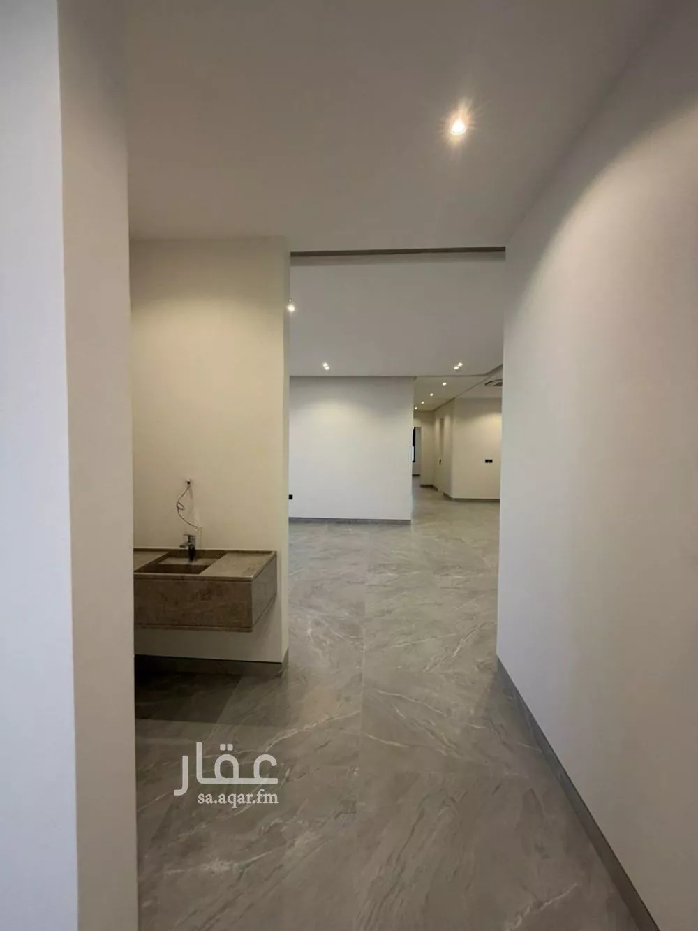 3 bedroom floor in Al Narjis 5