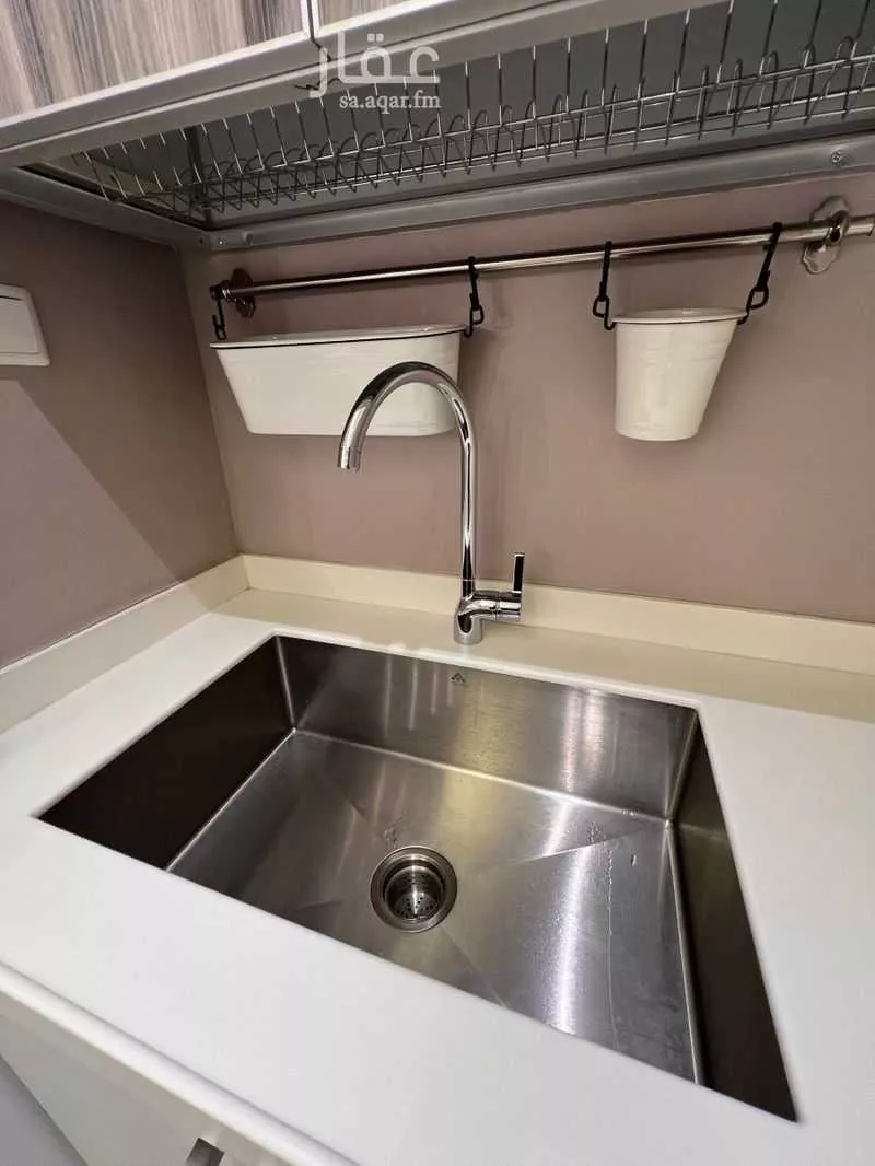 3 bedroom apartment in Hajar, Eastern Province 8