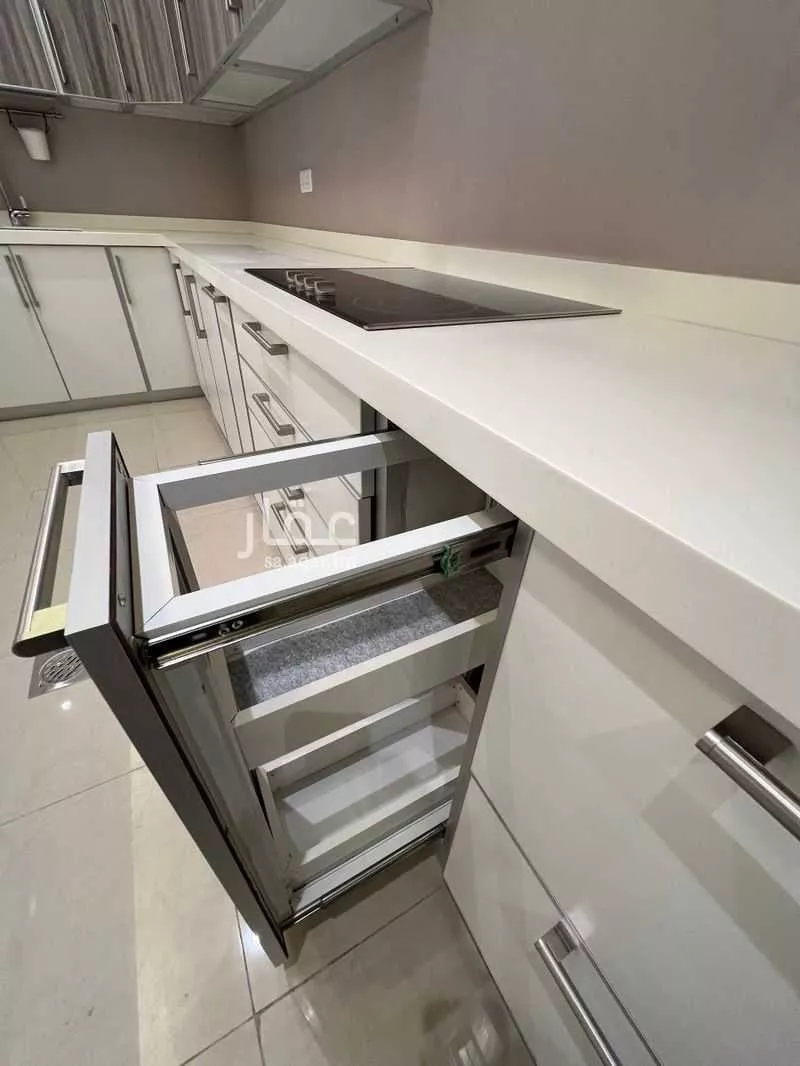 3 bedroom apartment in Hajar, Eastern Province 12