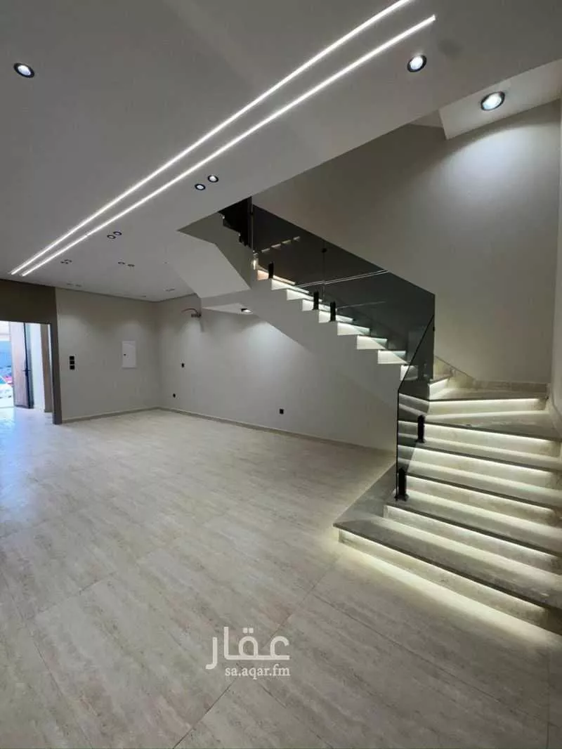 فيلا 5 غرف في ضاحية الملك فهد 1