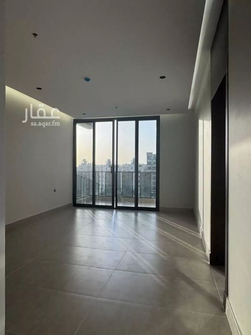 5 bedroom apartment in Ash Shulah 4