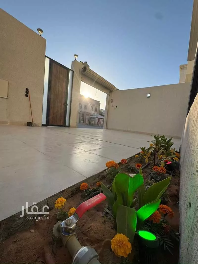 فيلا 5 غرف في ضاحية الملك فهد 4