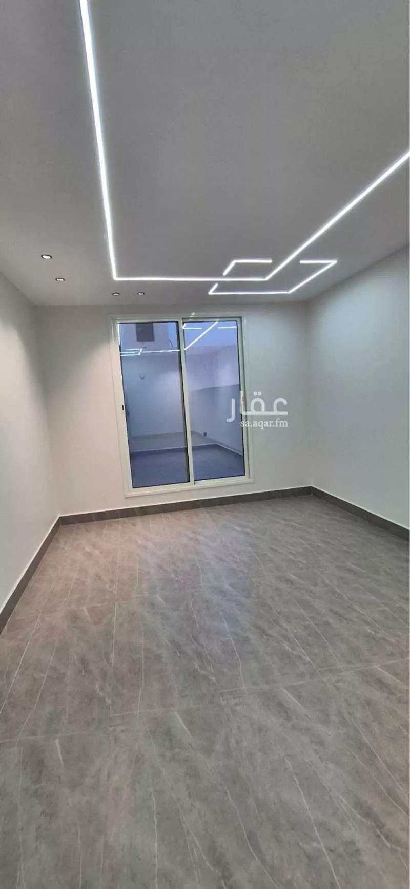 شقة 6 غرف في ضاحية الملك فهد 5