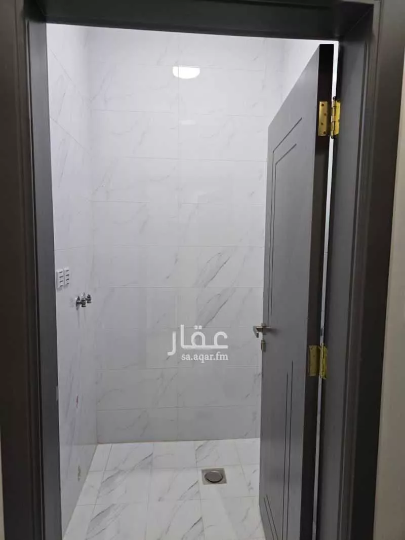 3 bedroom apartment in Shawran, Madinah 5