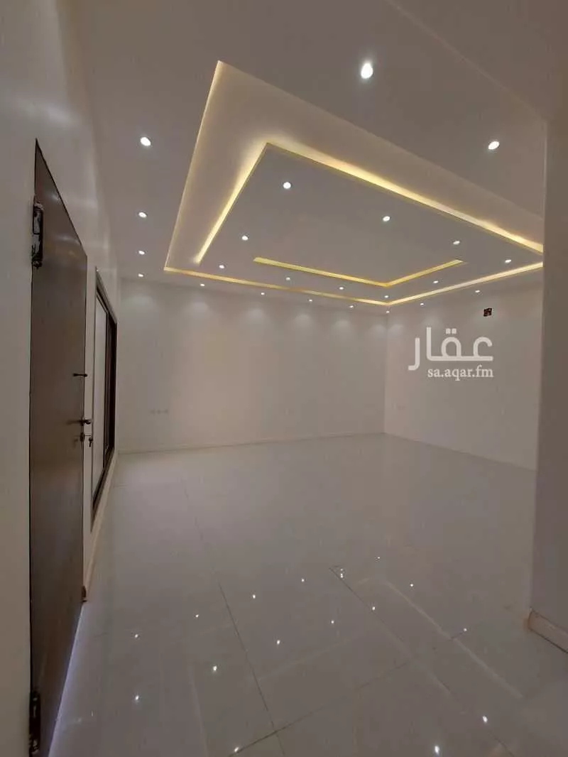5 bedroom villa in Al Ghnamiah, Riyadh 8
