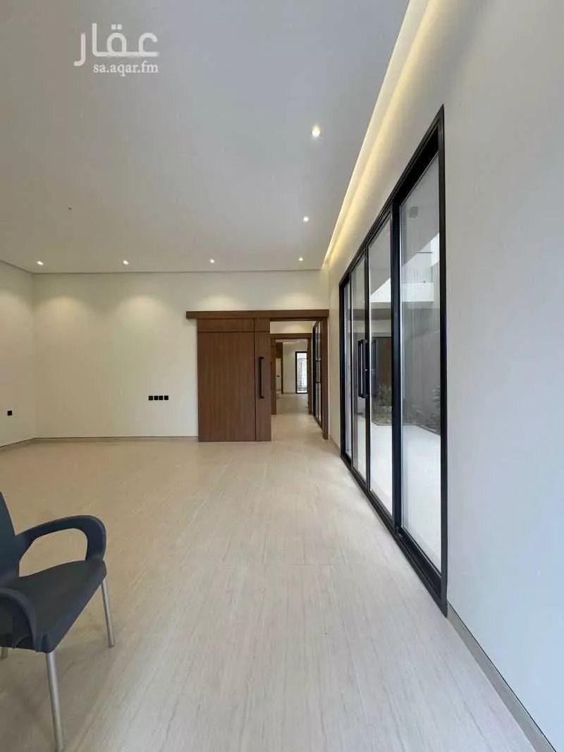 6 bedroom villa in Ash Shulah 4