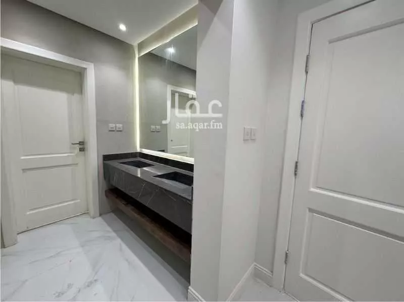 5 bedroom apartment in Al Gharra, Madinah 6