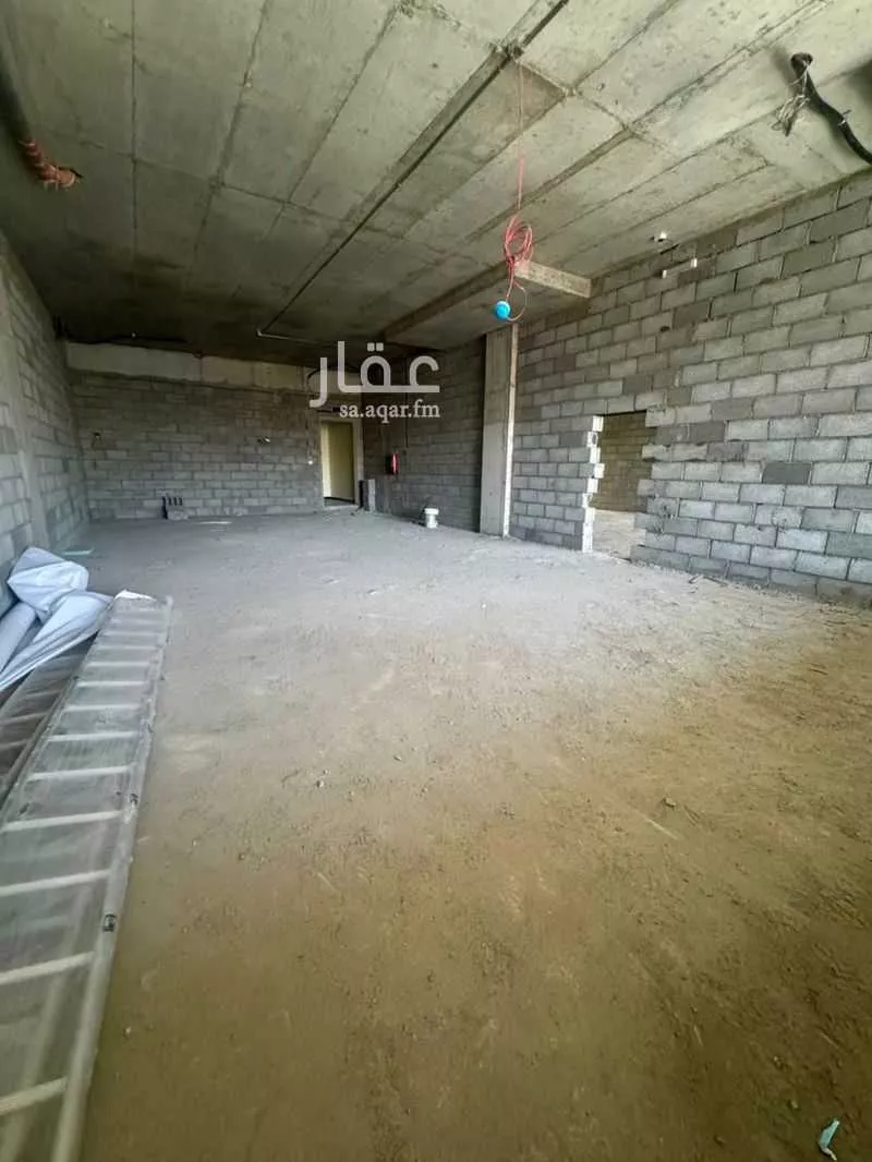 shop in Al Difa, Madinah 7