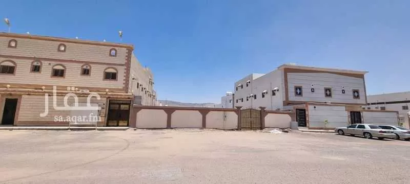 أرض 600 م² في خاخ 1