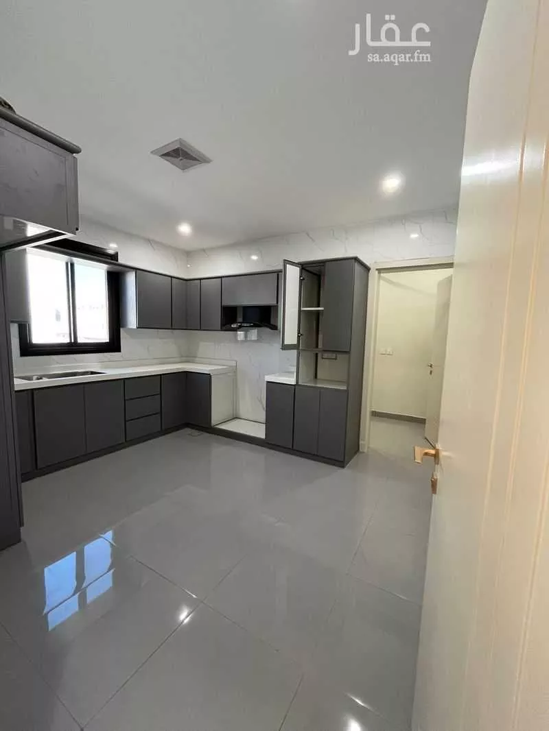 شقة 5 غرف في الرانوناء 5