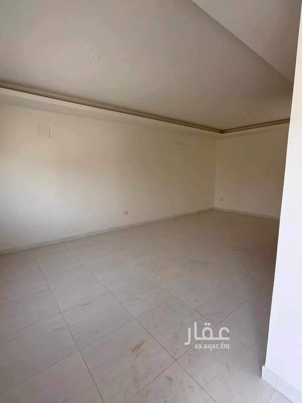 فيلا 5 غرف في العارض 3