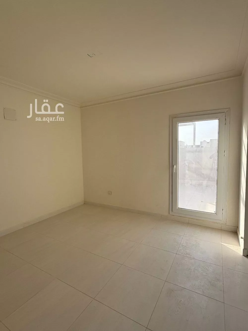 فيلا 5 غرف في العارض 2