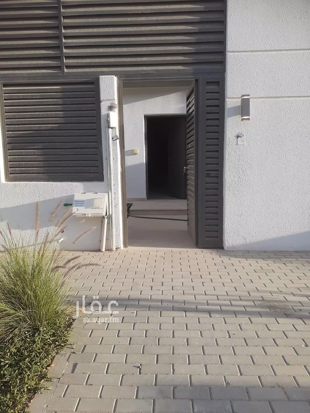 فيلا 4 غرف في العارض 5