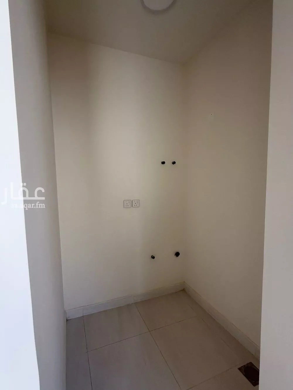 فيلا 5 غرف في العارض 3