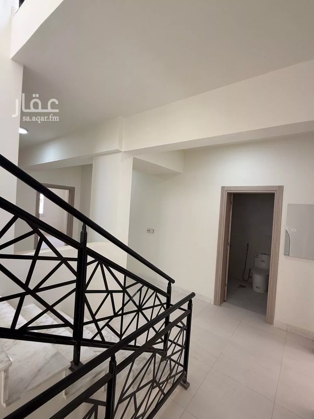 6 bedroom villa in Al Aridh, Riyadh 10