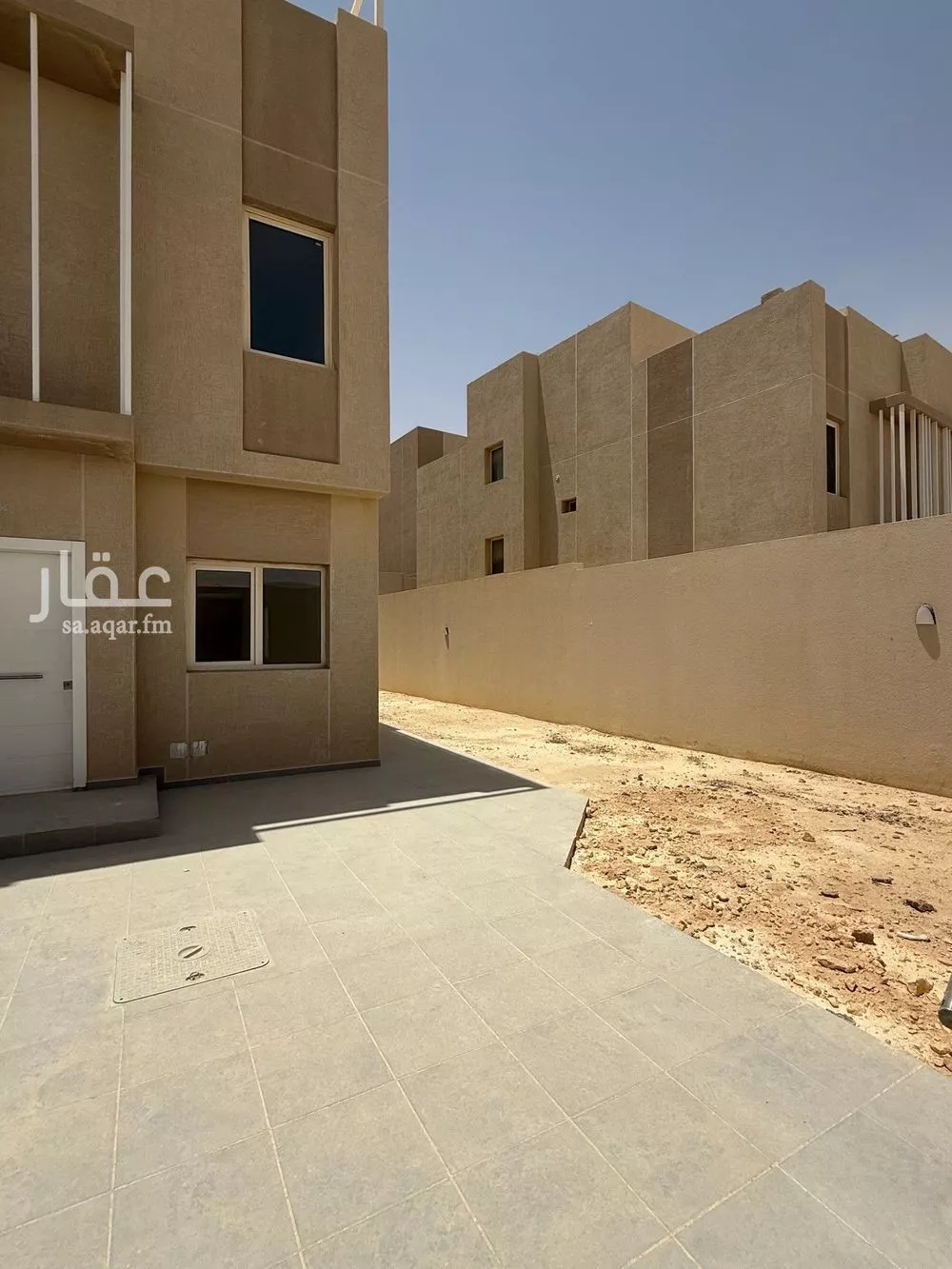 5 bedroom villa in Al Aridh 3