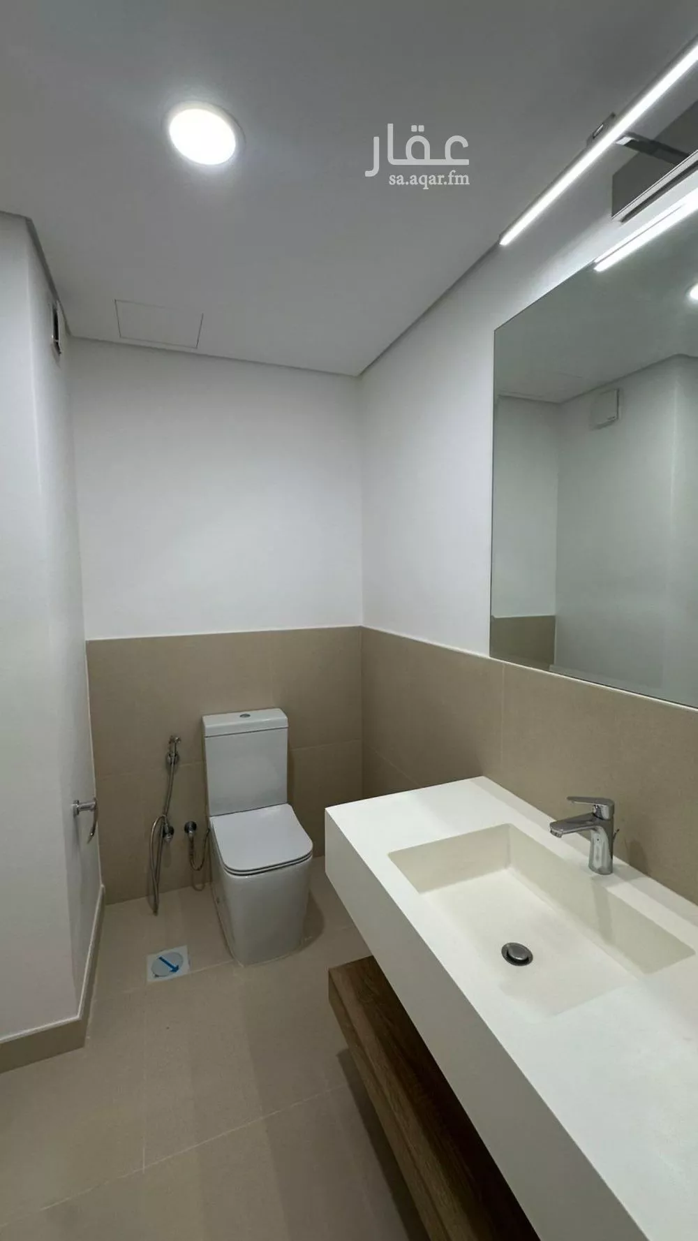 5 bedroom villa in Al Munsiyah 5