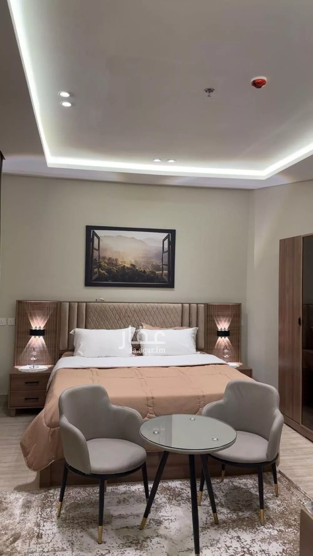 شقة 4 غرف في الحمرا 3