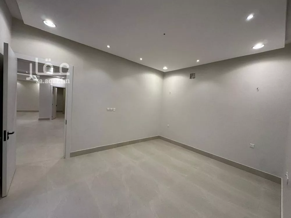 6 bedroom villa in As Sawari 5