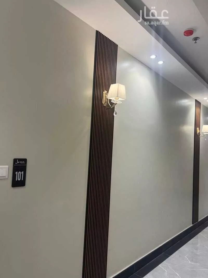 شقة 3 غرف في الحمرا 1