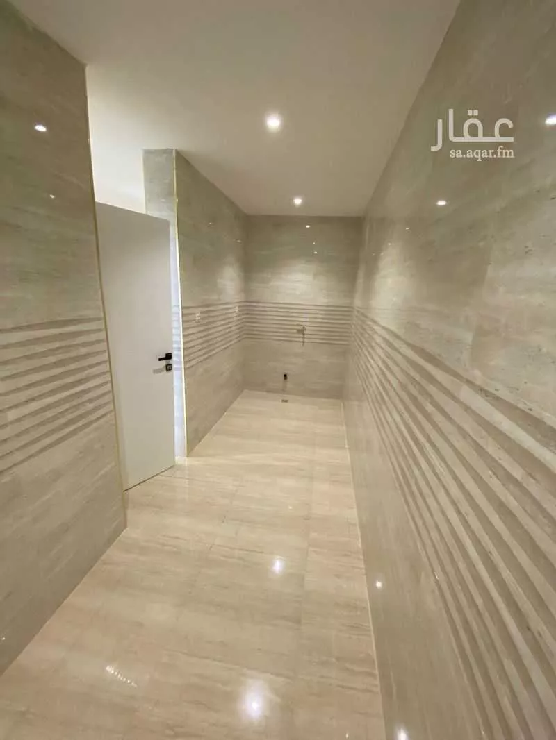 5 bedroom apartment in Al Jamiyin, Eastern Province 6