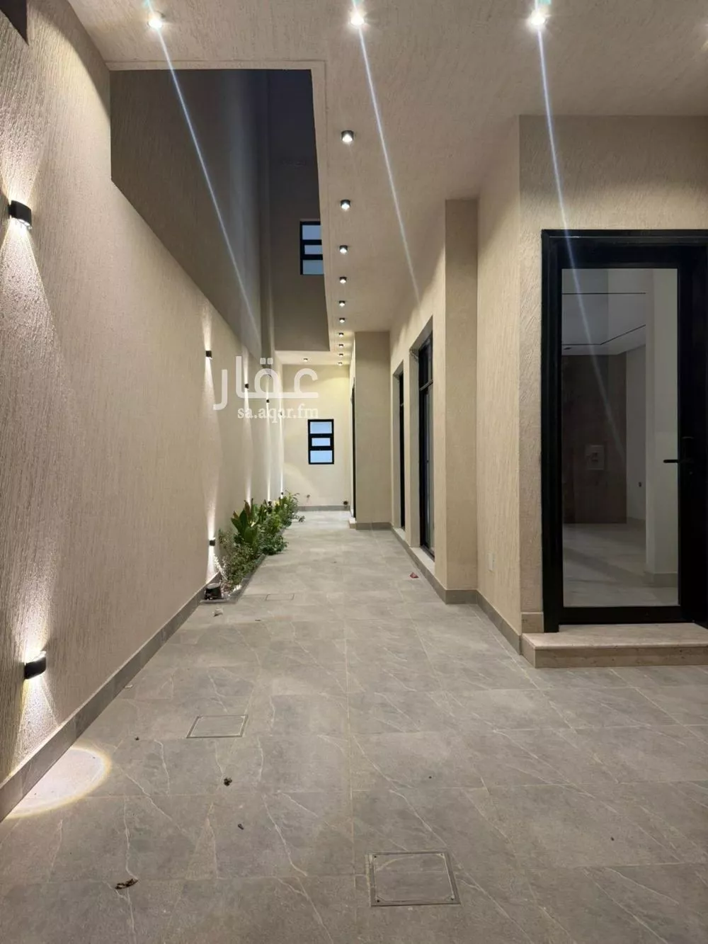 فيلا 6 غرف في النرجس 5