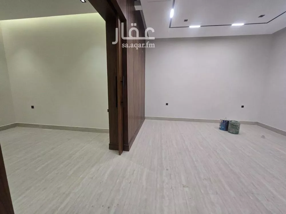 6 bedroom villa in Al Narjis 4