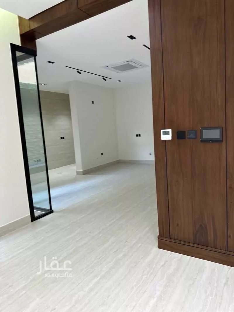 فيلا 6 غرف في النرجس 4