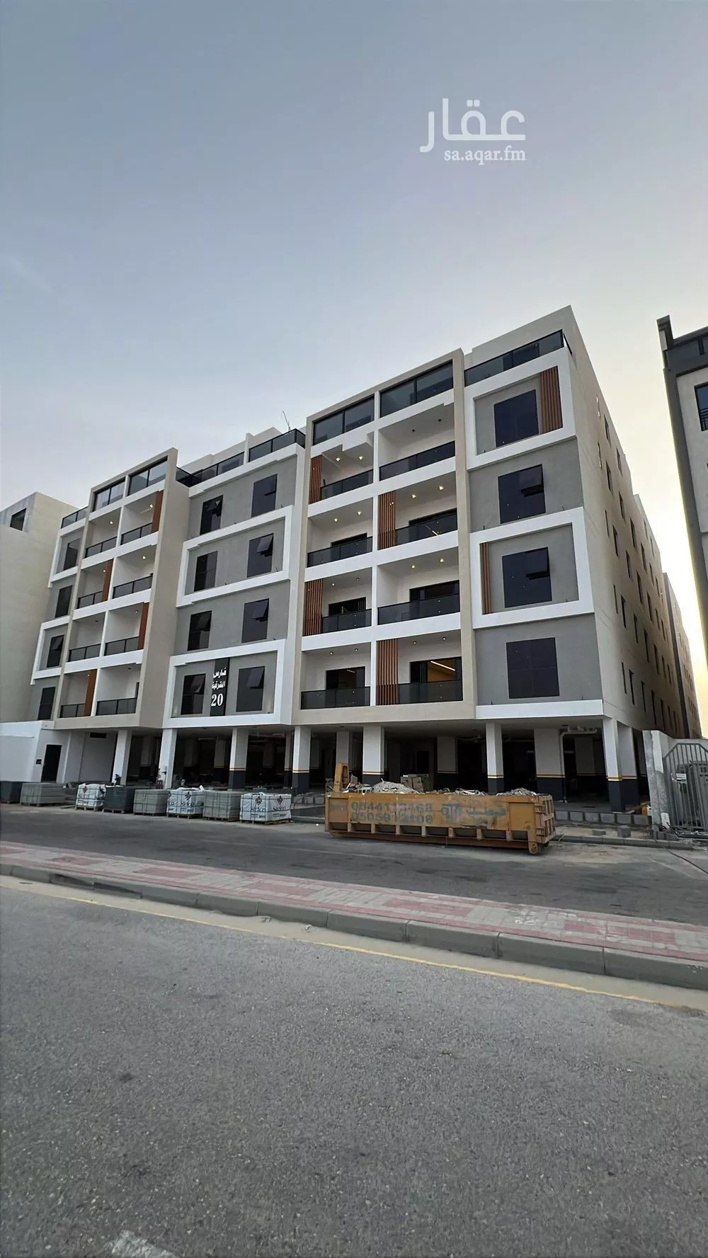 3 bedroom apartment in Al Bahr 1