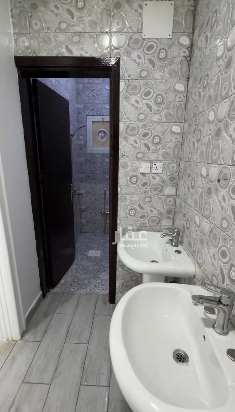 4 bedroom apartment in Dirab, Riyadh 8