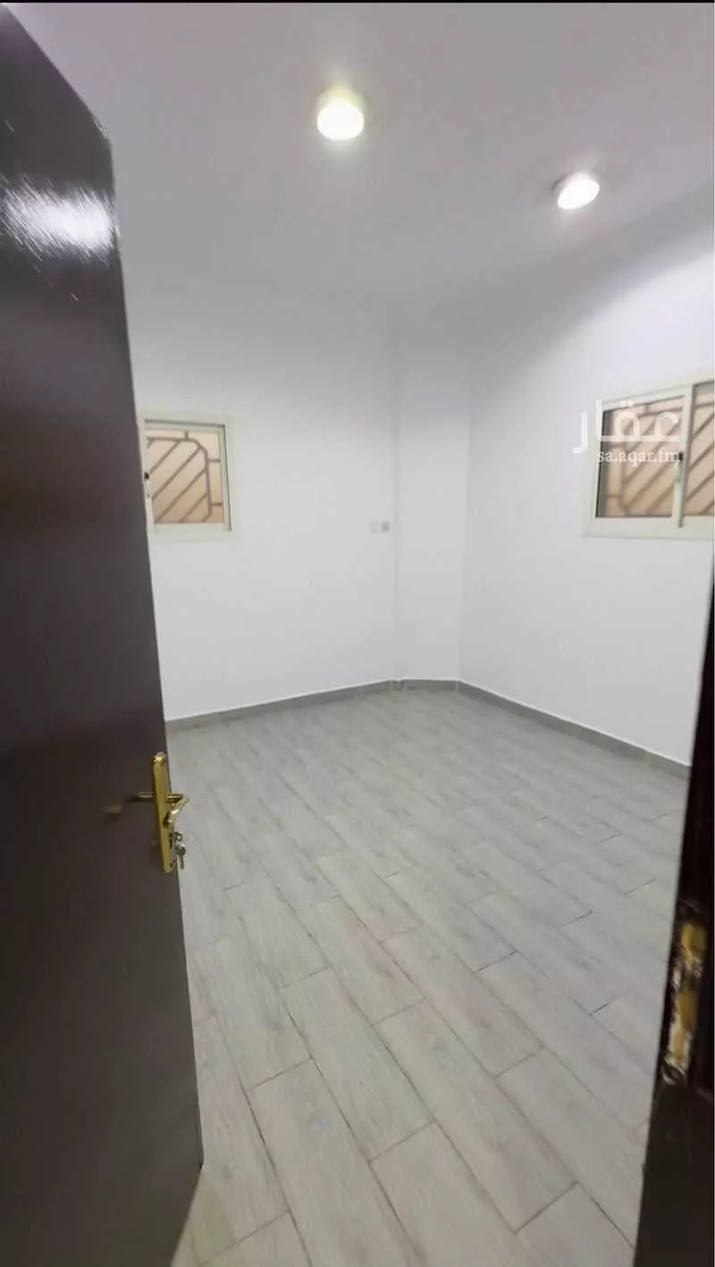 4 bedroom apartment in Dirab, Riyadh 7
