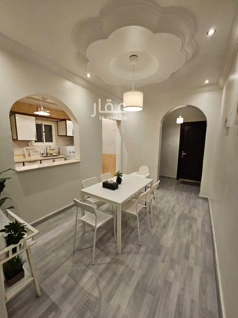 شقة 5 غرف في الفيصلية 4