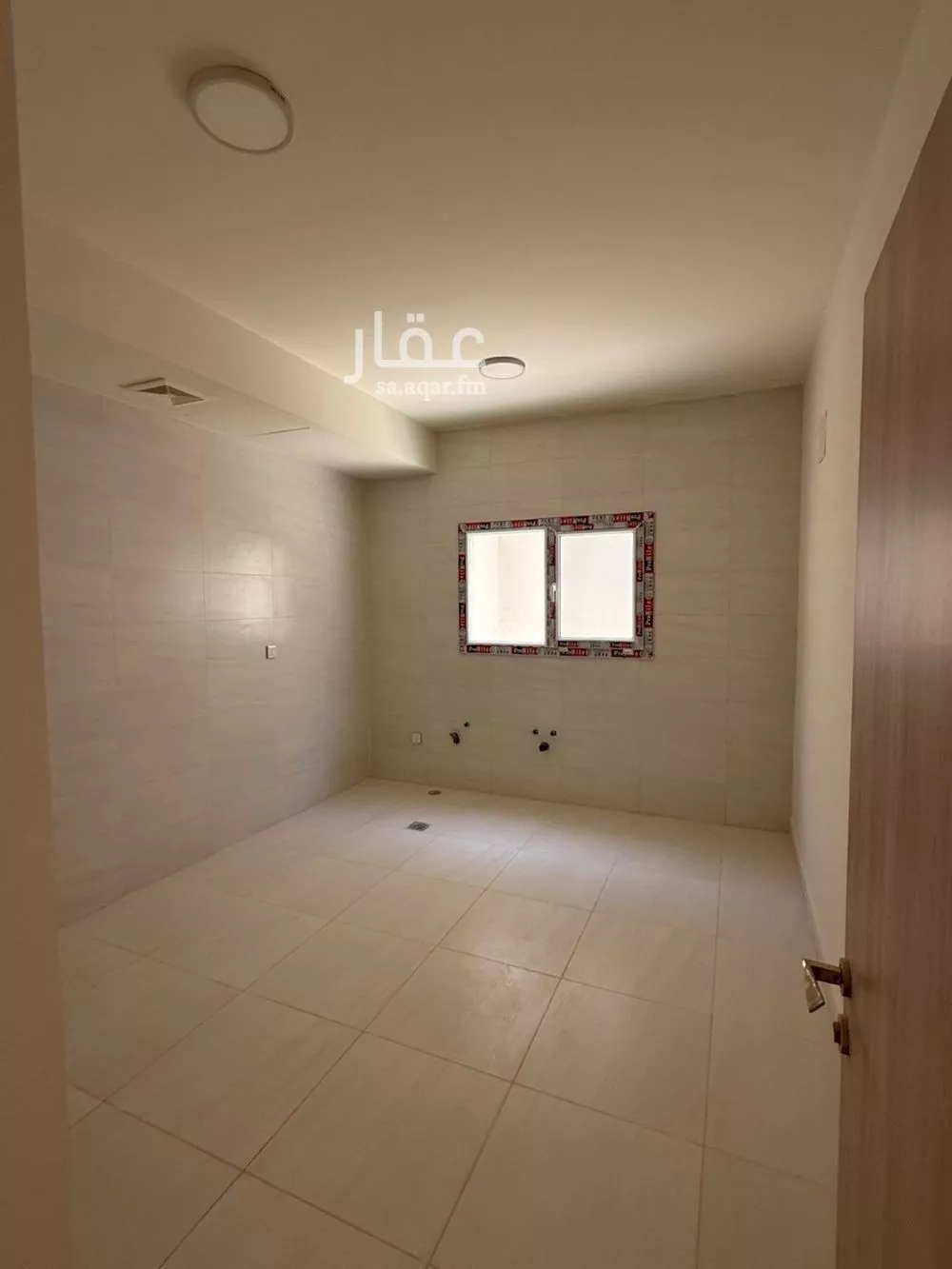 فيلا 5 غرف في العارض 3