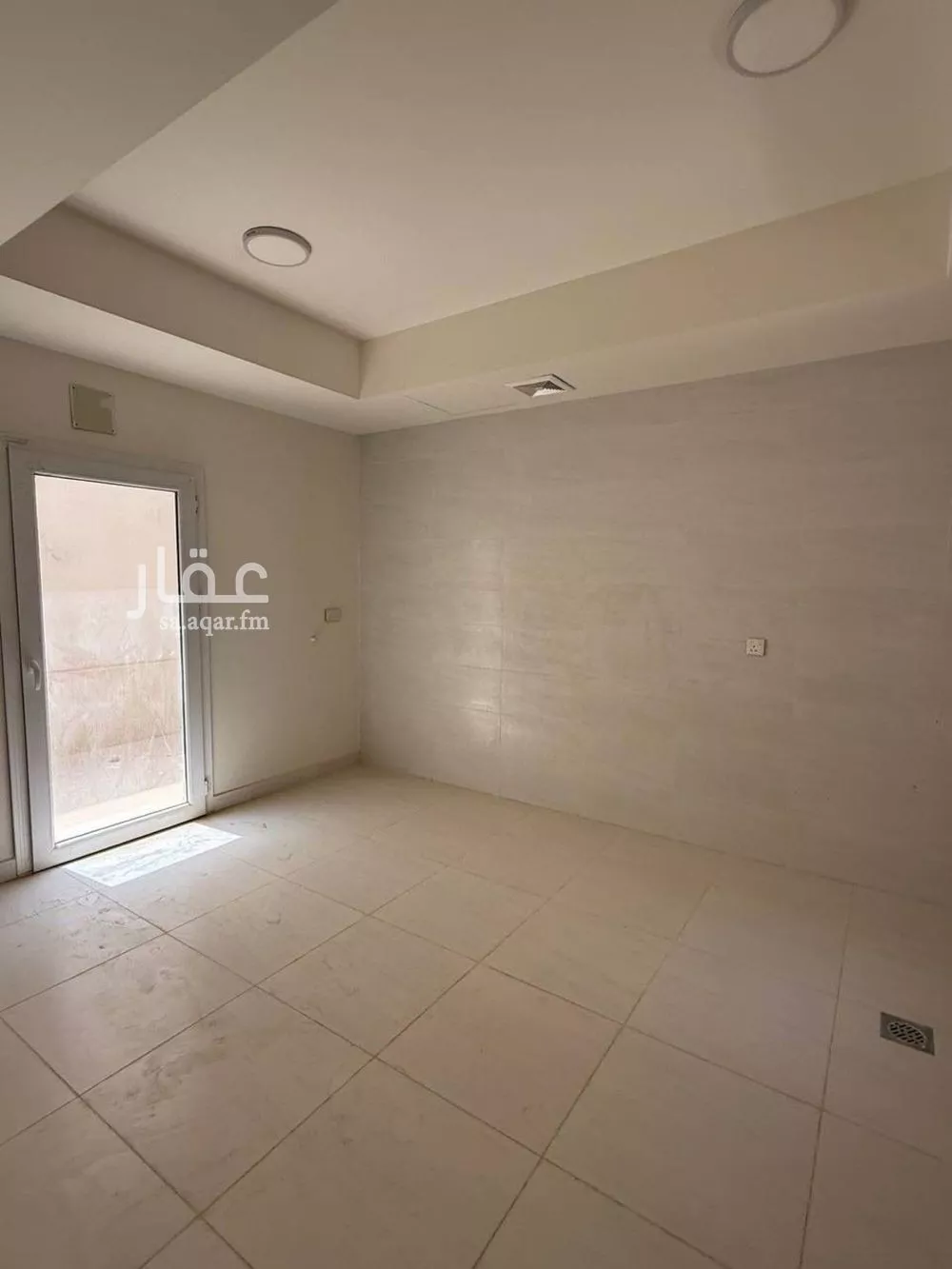 فيلا 5 غرف في العارض 5