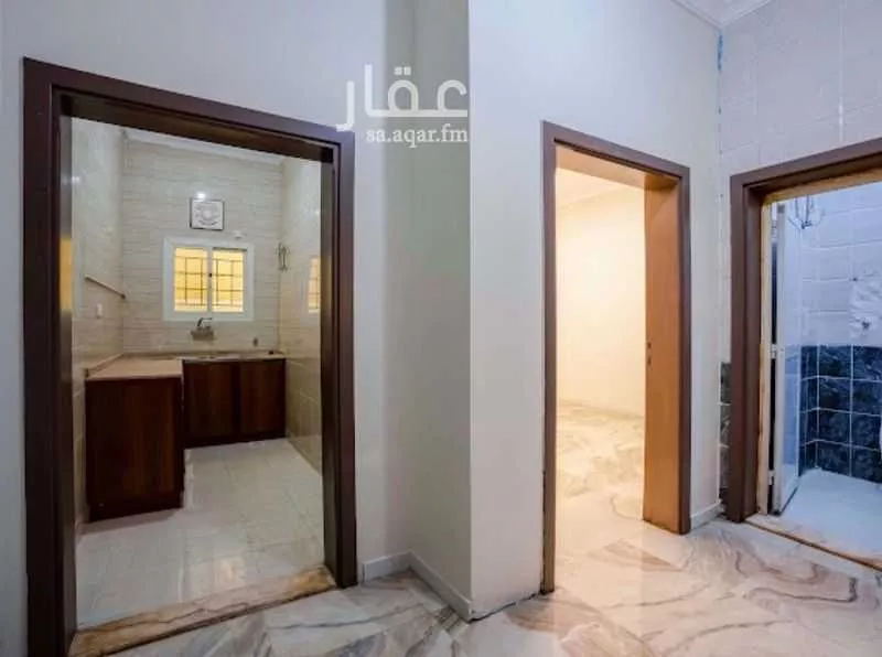 عمارة 800 م² في الفضيلة 3