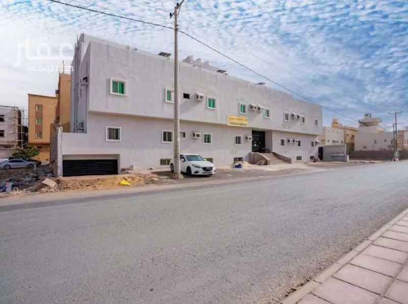 عمارة 800 م² في الفضيلة 1