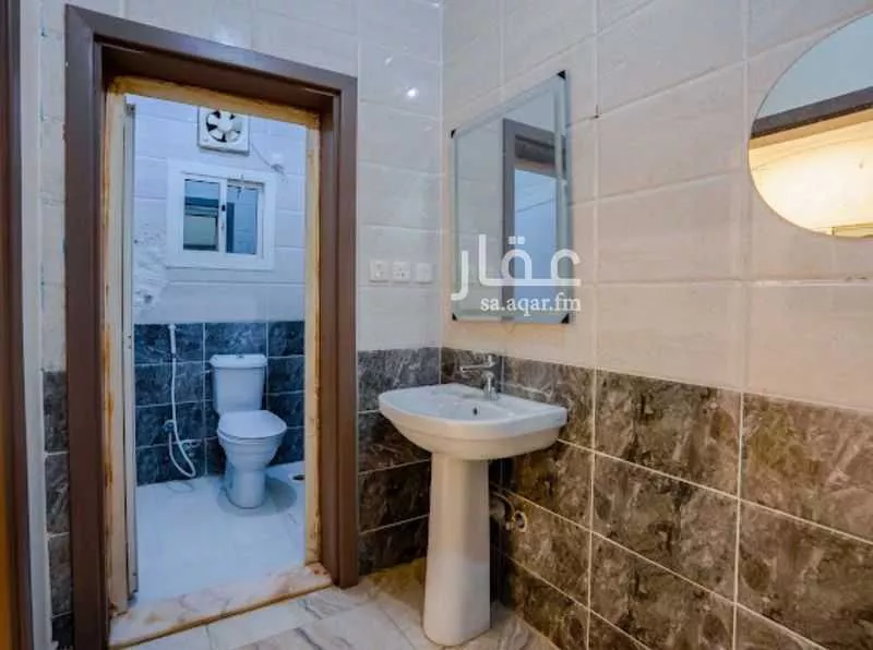 عمارة 800 م² في الفضيلة 5