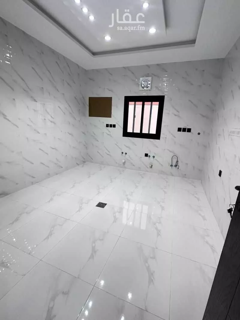 شقة 5 غرف في مريخ 2