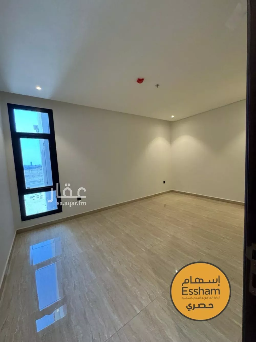 شقة 3 غرف في السيف 4