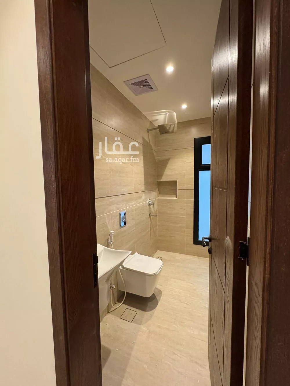 شقة 3 غرف في السيف 4