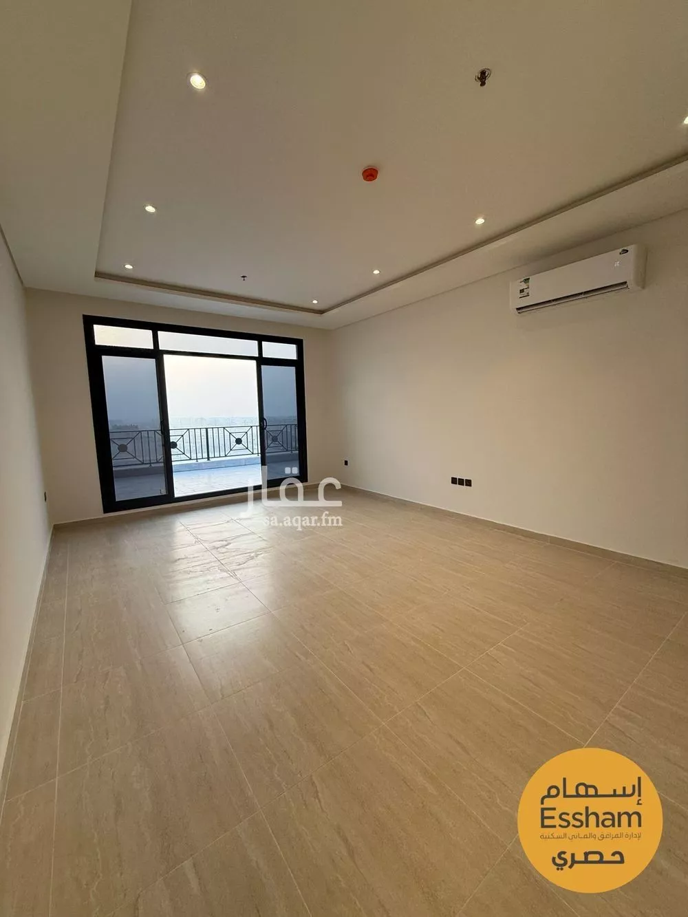 شقة 3 غرف في السيف 4