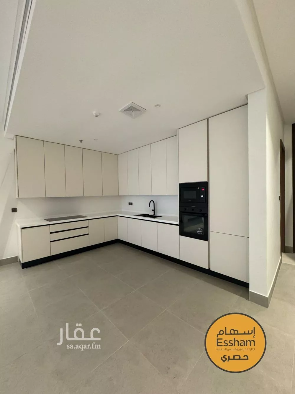 شقة 3 غرف في الحزام الذهبي 1