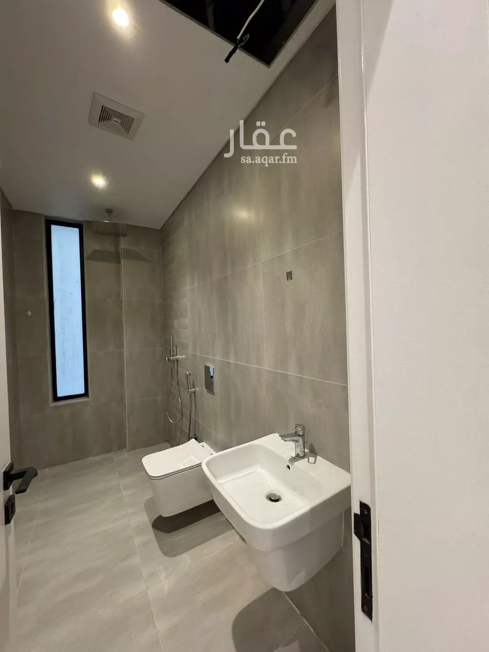 شقة 3 غرف في البحر 5