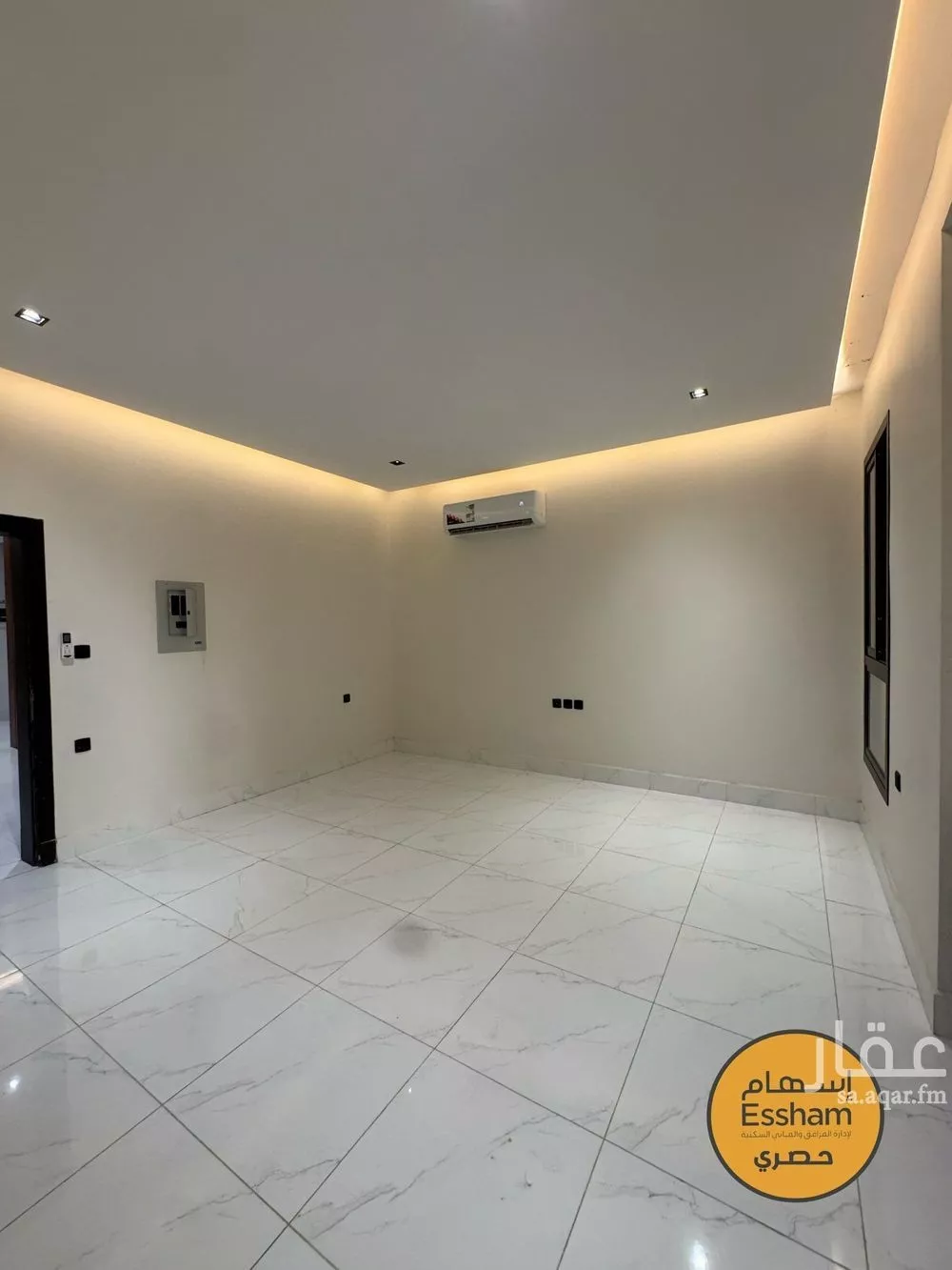 شقة 3 غرف في الحمرا 4